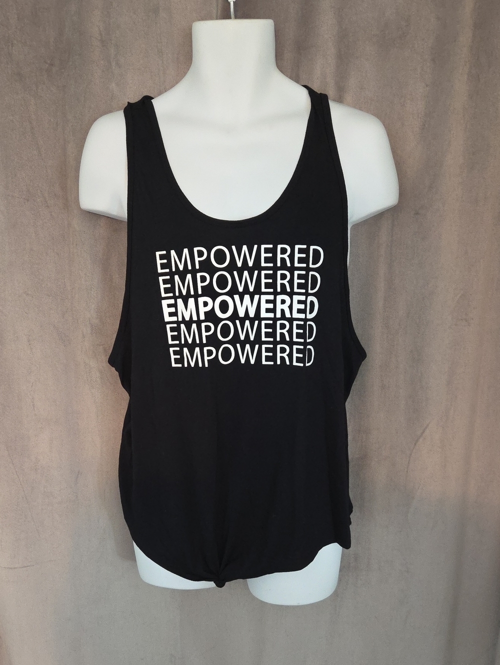 La SENZA Size Large Black Graphic 'Empowered' Tank Top